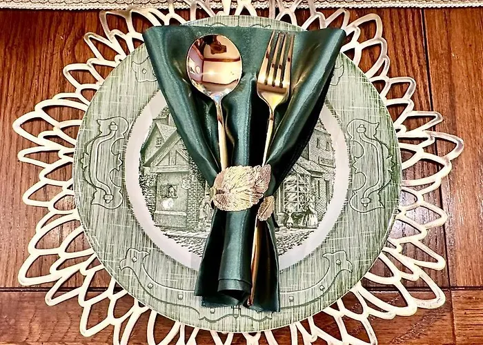 "friends" Themed Icon - Perk Pittsburgh! Holiday home Pittsburgh